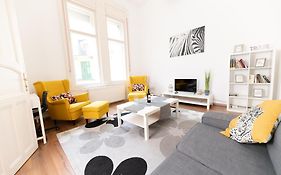 Danube Dwelling Aulich Utca 3